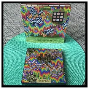 NWT Smashbox Holidaze Contour + Spotlight Palette